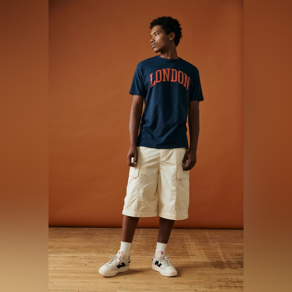 NWT London Tee - Picture 3 of 5